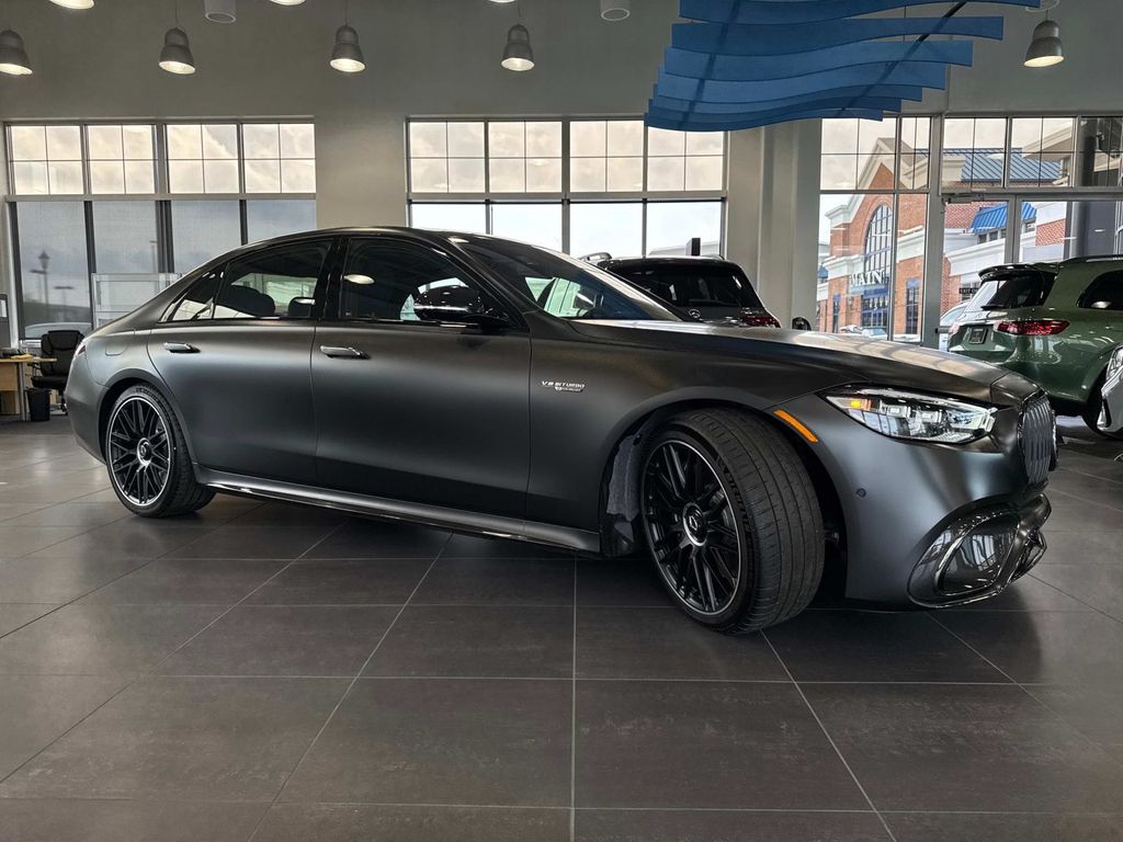 2025 Mercedes Benz S 63 e AMG 4MATIC photo 6