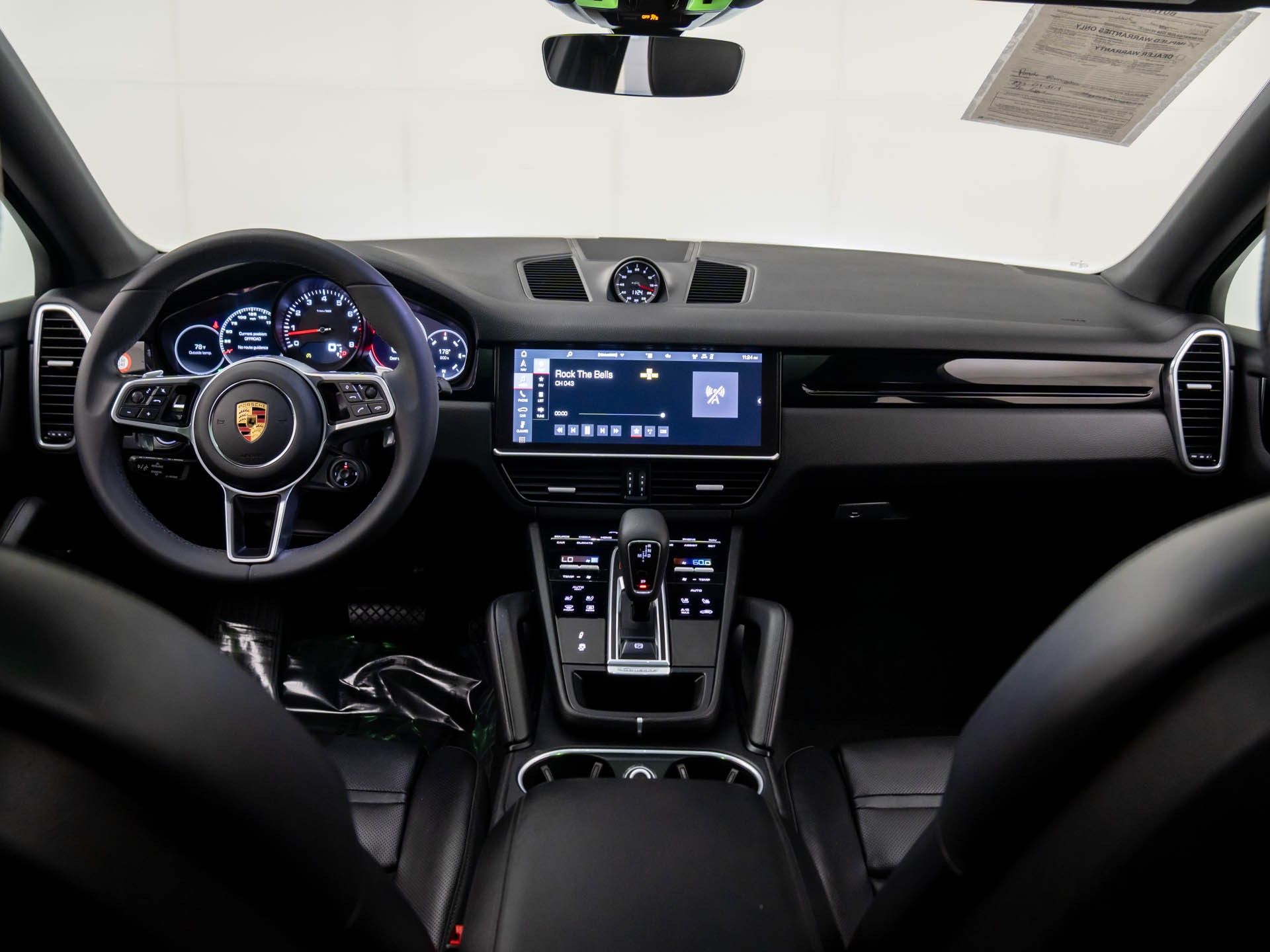 2021 Porsche Cayenne Coupe photo 9
