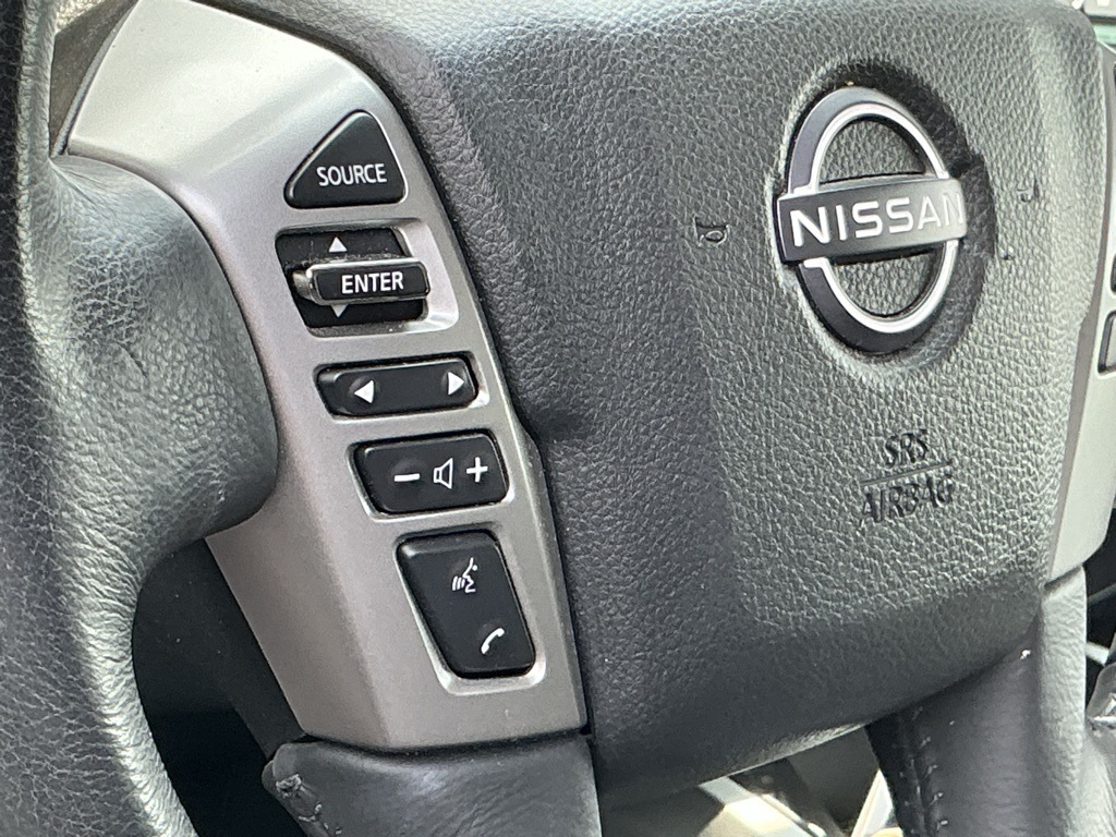2024 Nissan Titan SV photo 8
