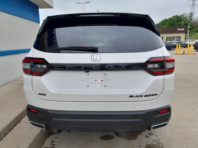 2025 Honda Pilot Black Edition photo 6