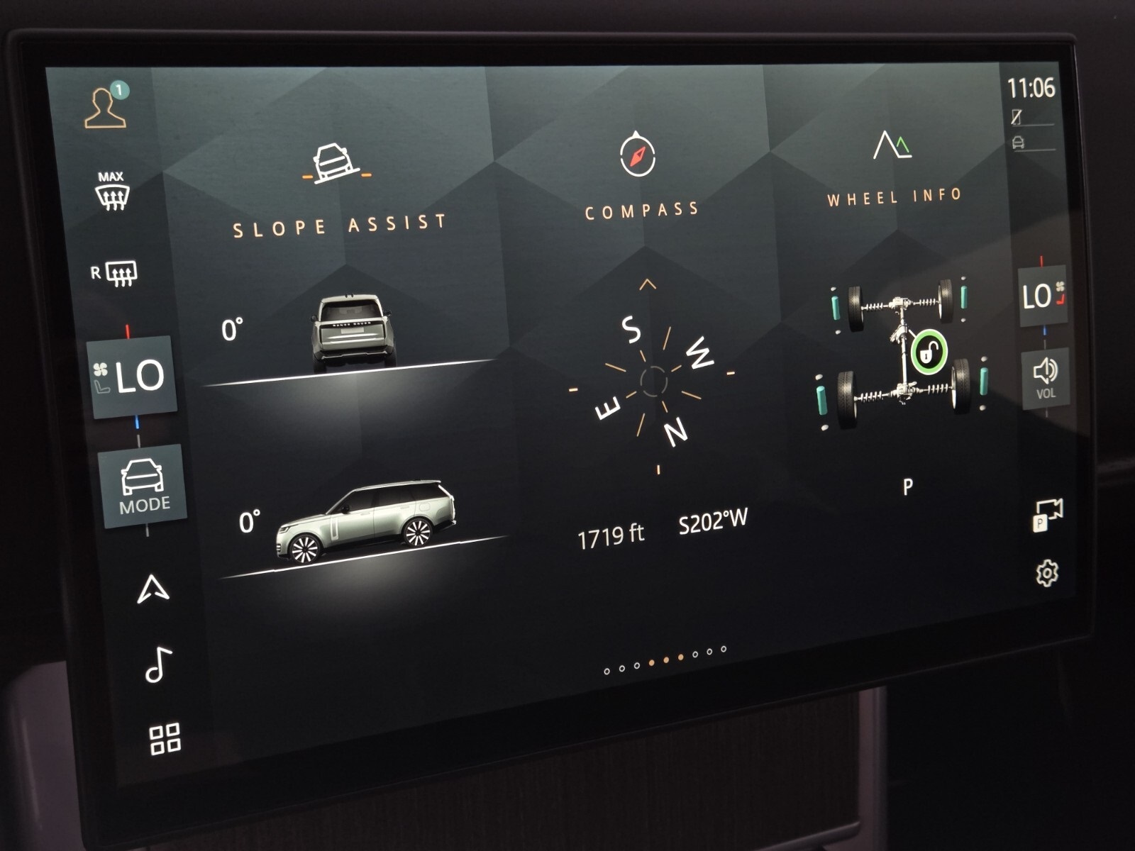 2025 Land Rover Range Rover SE photo 25