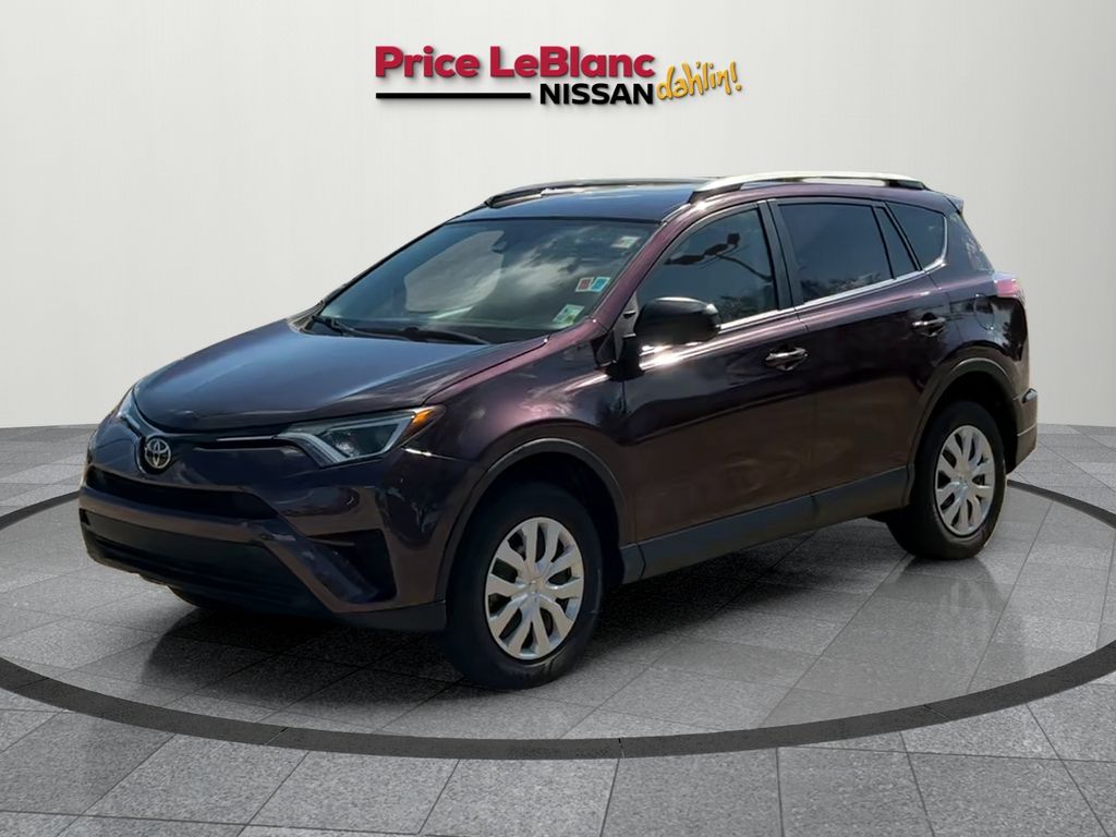 2018 Toyota RAV4 LE photo 2