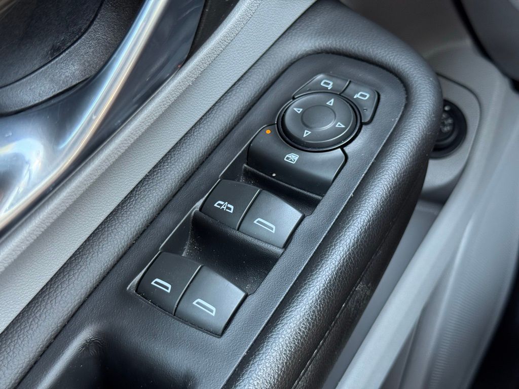 2023 Gmc Terrain SLT photo 23