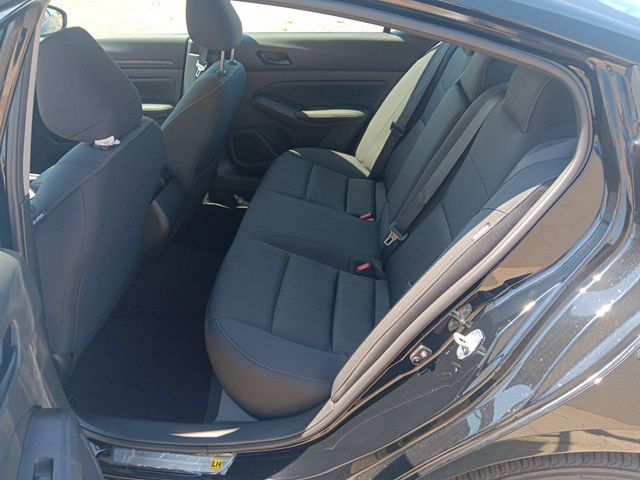 2025 Nissan Altima 2.5 SV photo 16