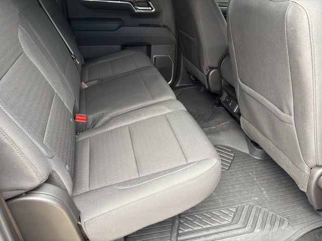 2024 Chevrolet Silverado 1500 RST photo 13
