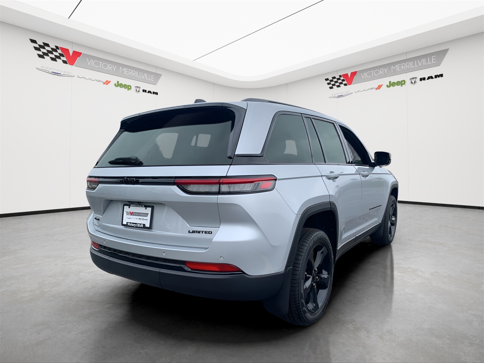 2025 Jeep Grand Cherokee Limited photo 4