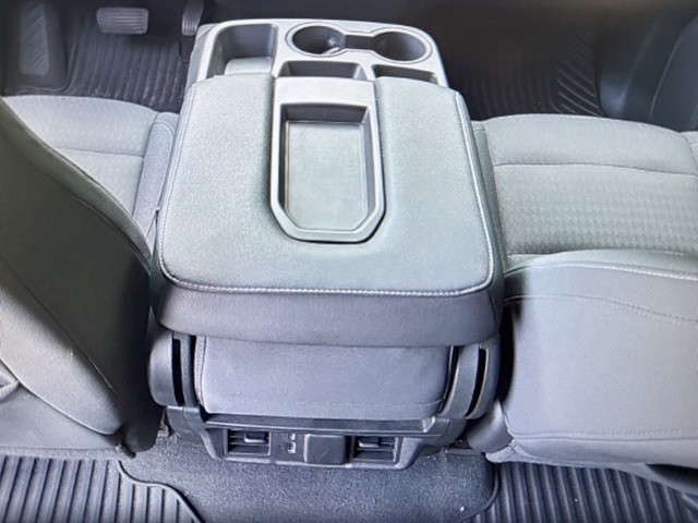 2022 Chevrolet Silverado 1500 LT photo 4