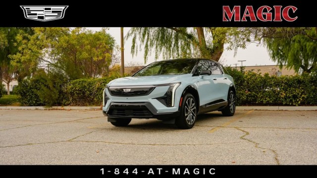 2026 Cadillac OPTIQ Premium Sport's photo