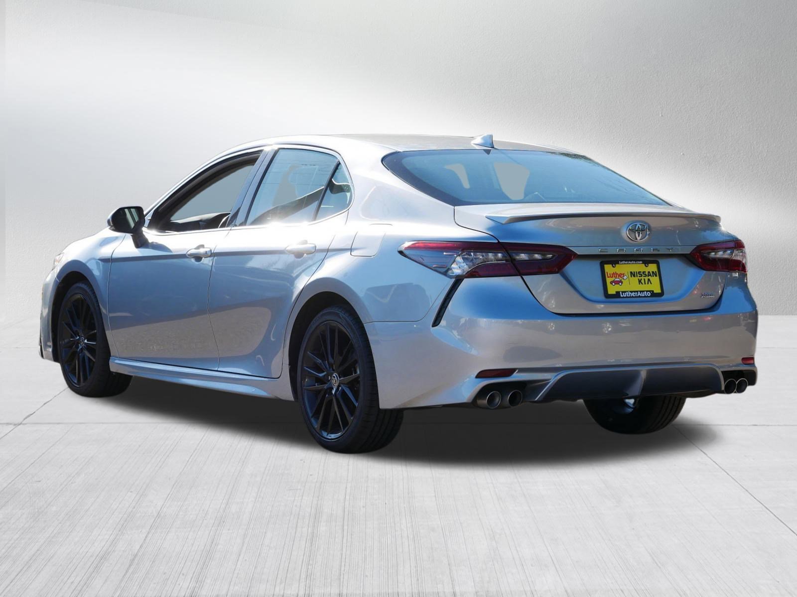 2023 Toyota Camry XSE photo 6
