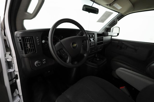 2023 Chevrolet Express Cargo Van 2500 photo 6