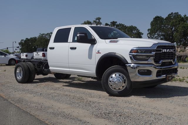2025 Ram 3500 Tradesman photo 4