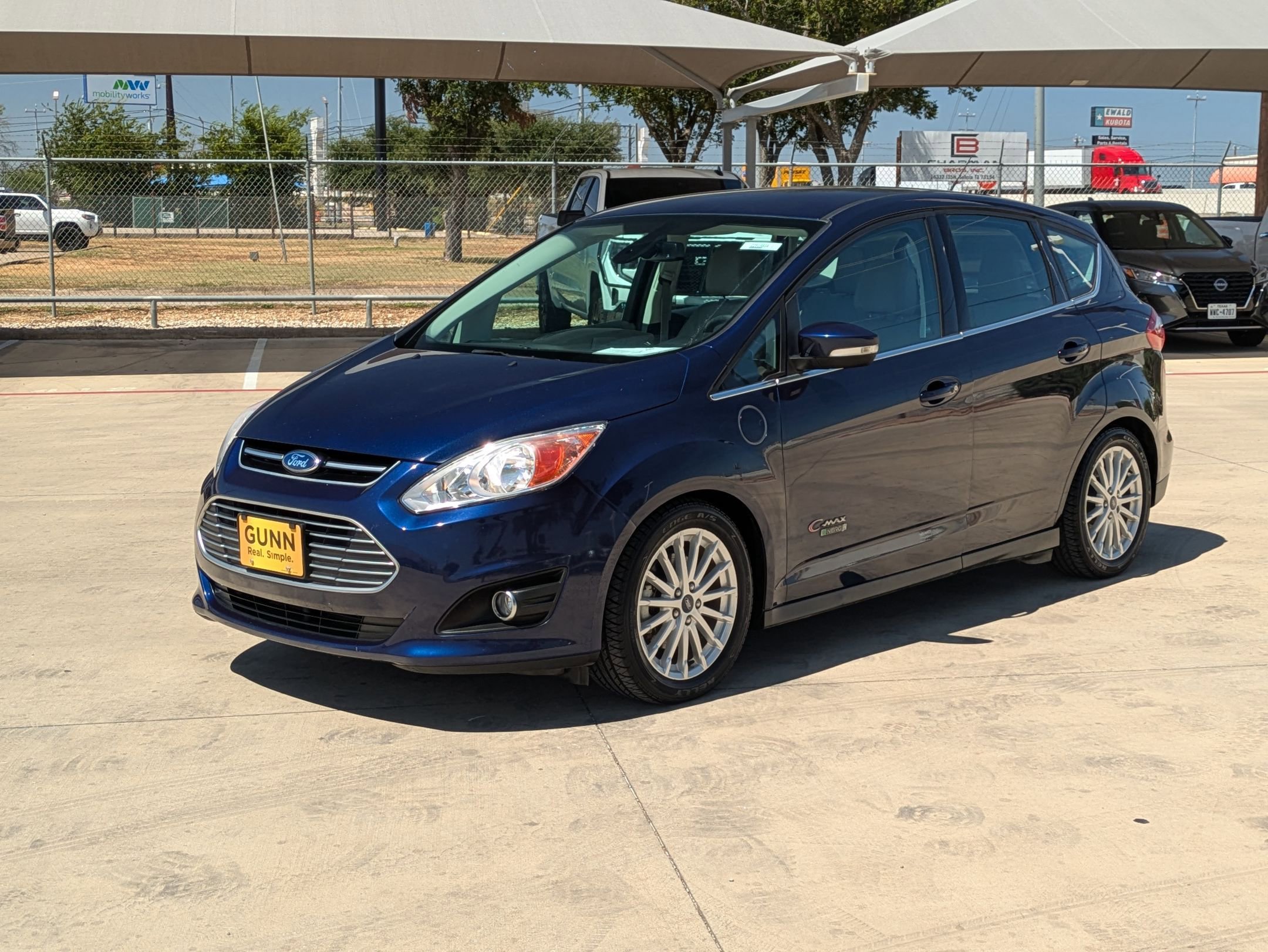 2016 Ford C-Max Energi SEL photo 7