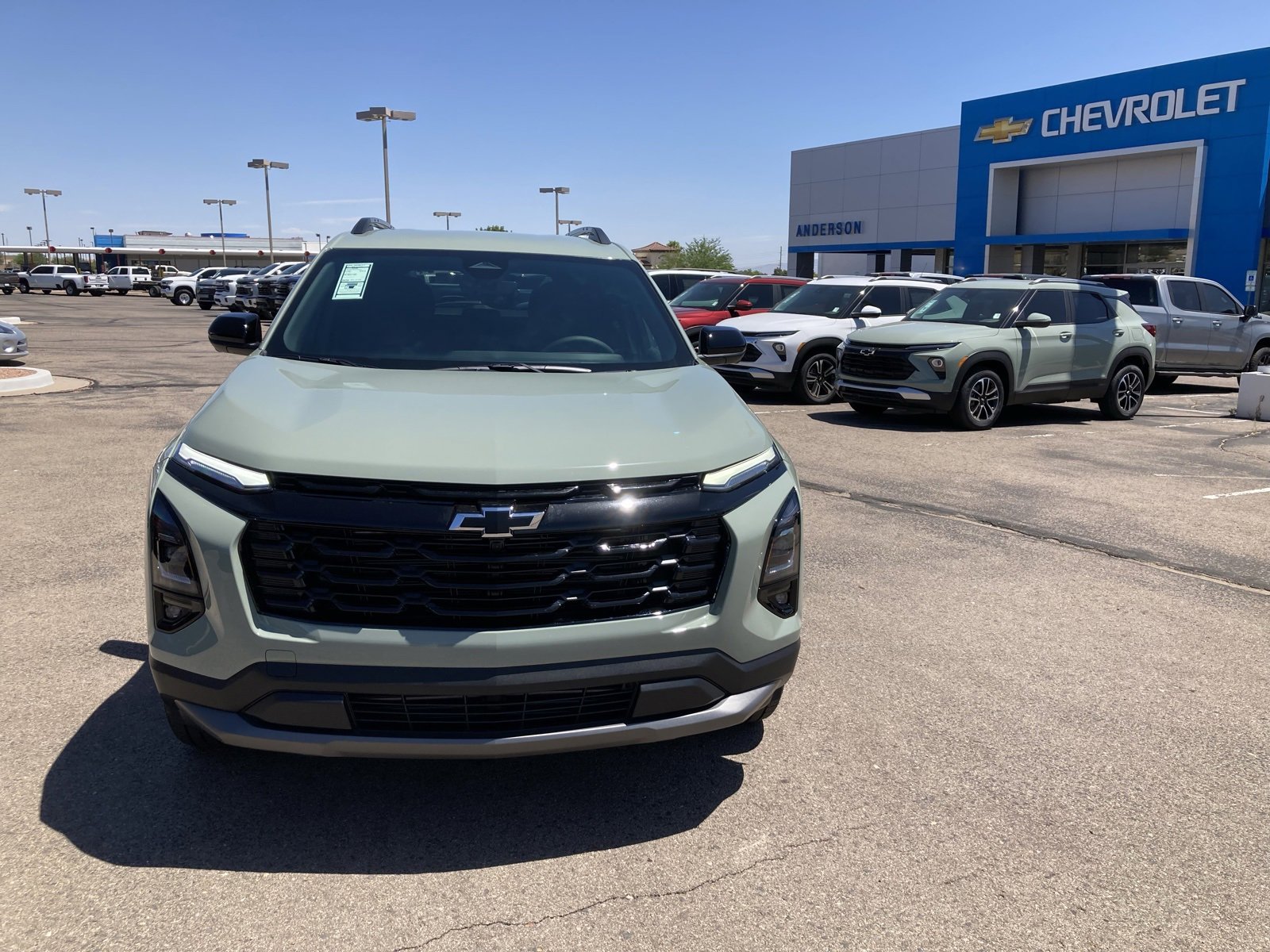 2026 Chevrolet Equinox LT photo 2