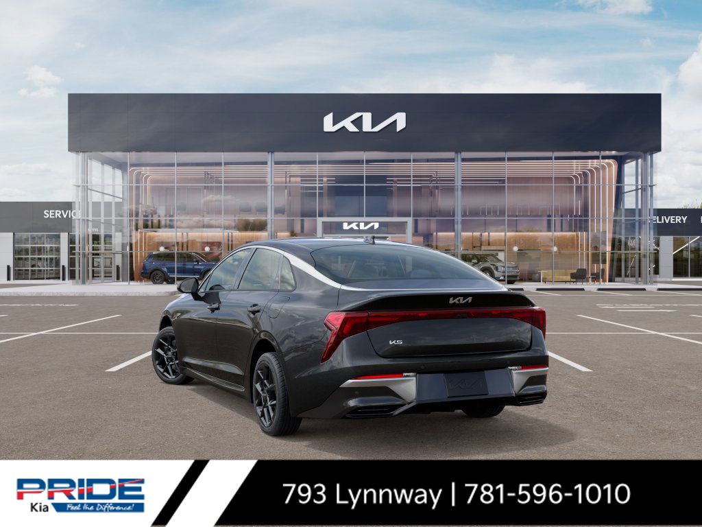 2026 Kia K5 LXS photo 3