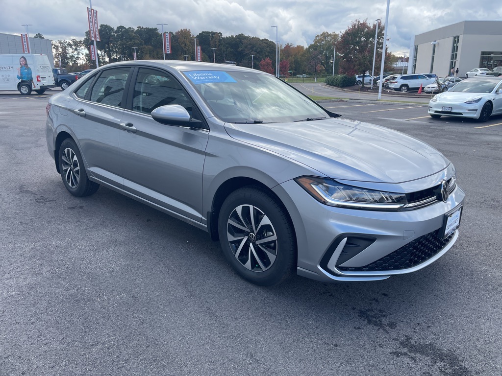 2026 Volkswagen Jetta 1.5T S photo 2