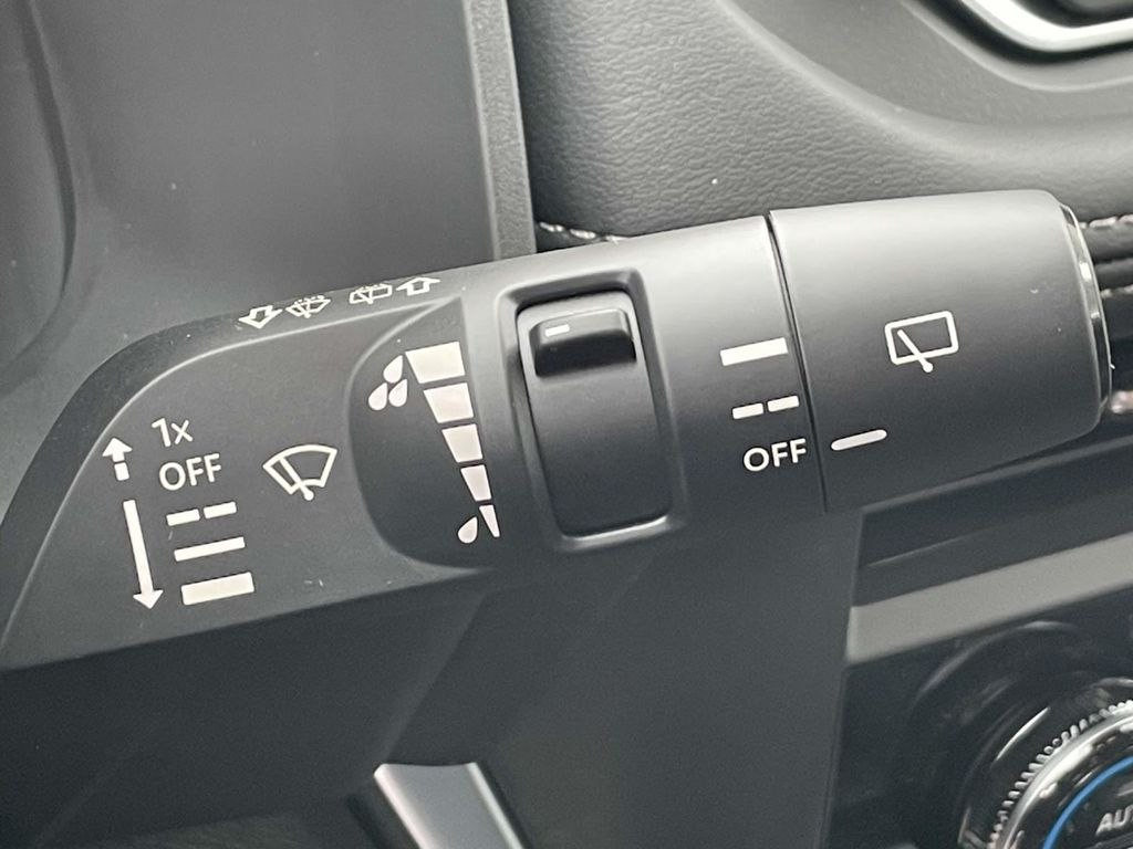 2026 Nissan Rogue SV photo 13