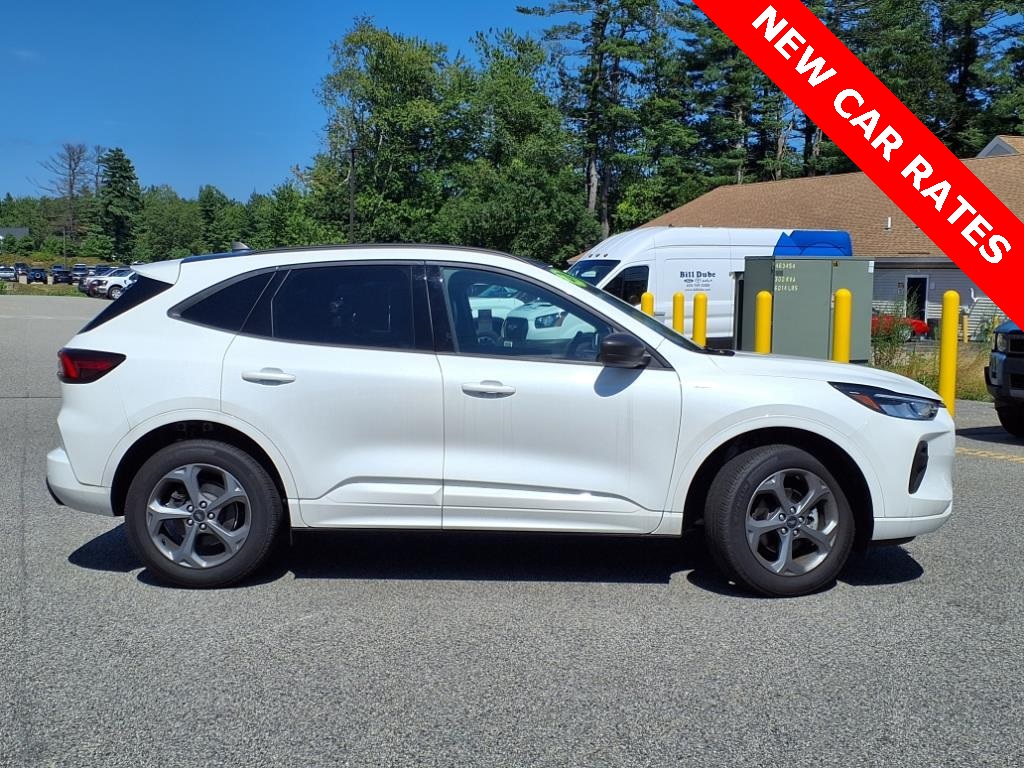 2024 Ford Escape ST-Line photo 2