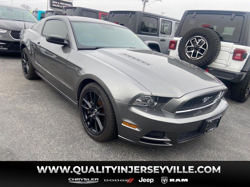 2014 Ford Mustang V6's photo