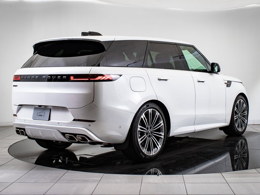 2025 Land Rover Range Rover Sport SE photo 10