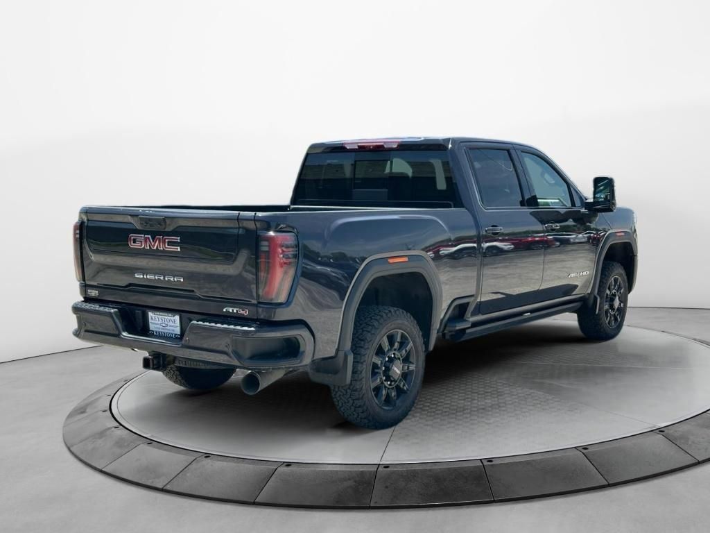 2024 Gmc Sierra 2500 AT4 photo 3