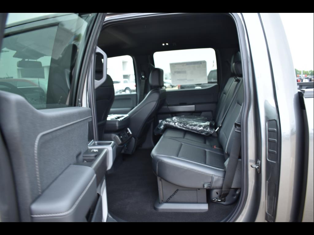 2025 Ford F-150 Lariat photo 11