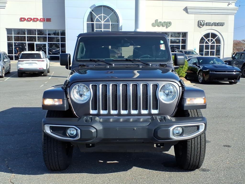 2019 Jeep Wrangler Unlimited Sahara photo 2