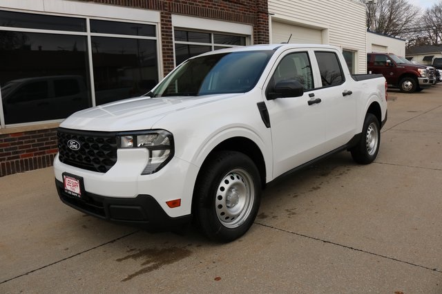 2025 Ford Maverick XL photo 2