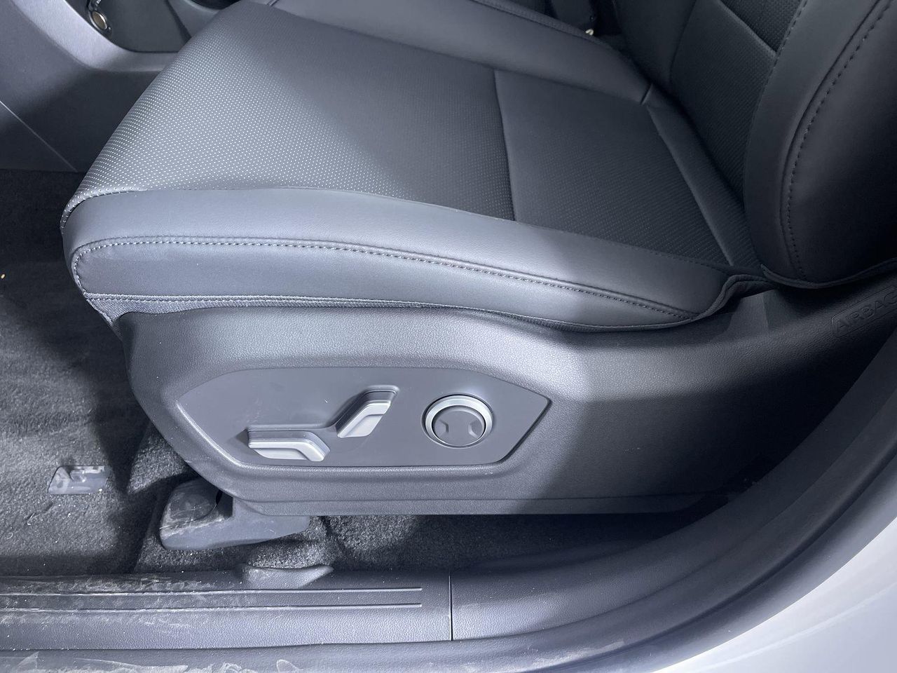 2026 Hyundai Santa Fe SEL photo 21
