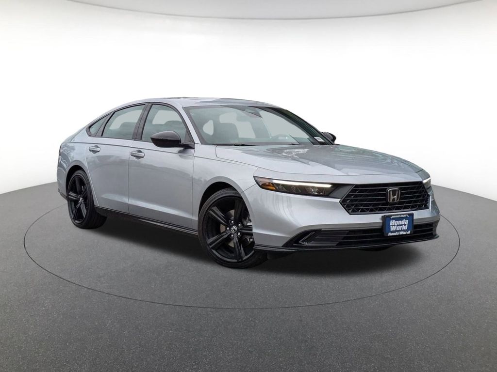 2025 Honda Accord Hybrid Sport-L's photo