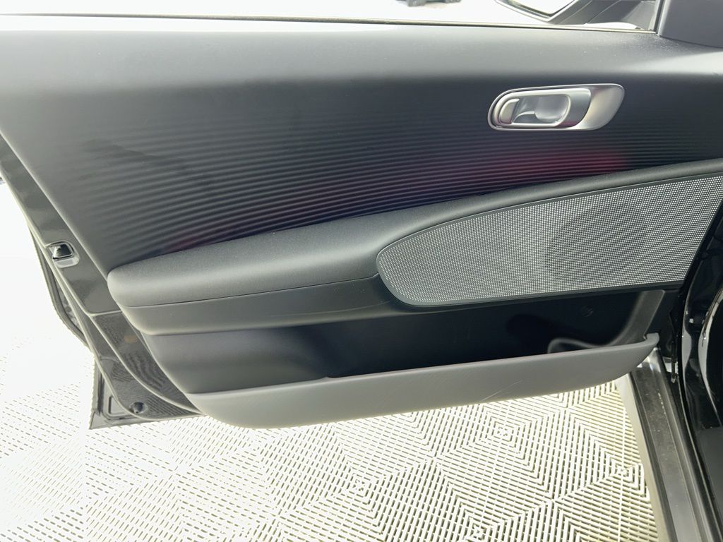 2024 Hyundai Ioniq 6 SEL photo 6