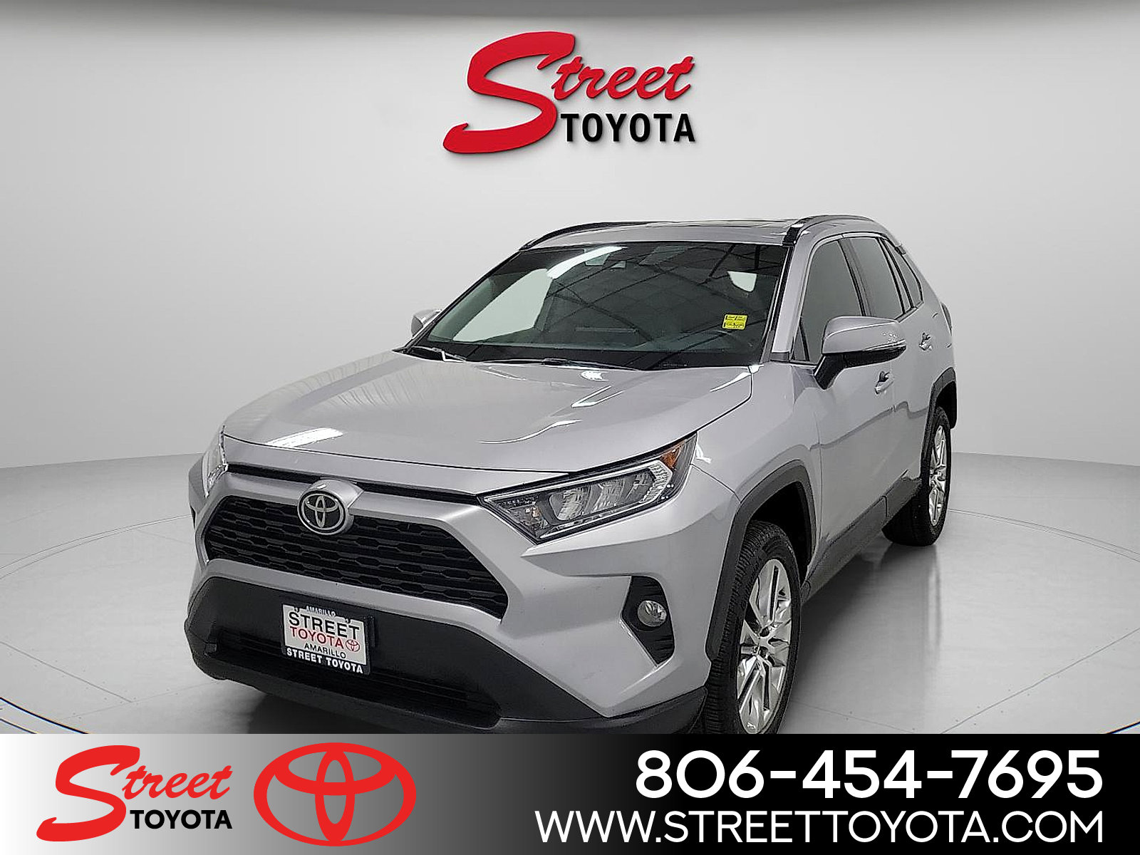 2021 Toyota RAV4 XLE Premium's photo