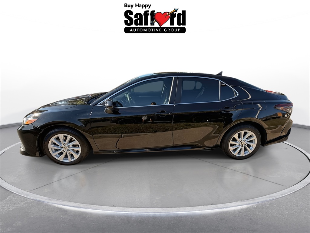 2021 Toyota Camry LE photo 4