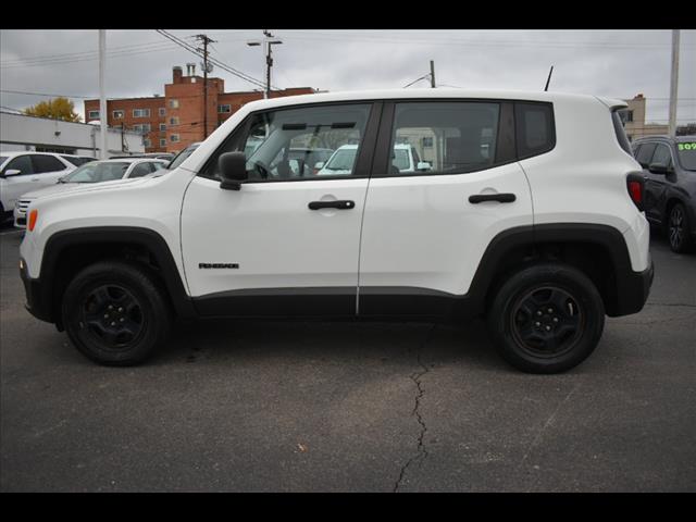 2017 Jeep Renegade Sport photo 8