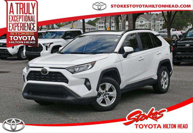 2019 Toyota RAV4 XLE's photo