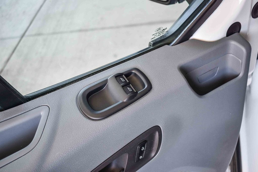 2017 Ford Transit photo 15