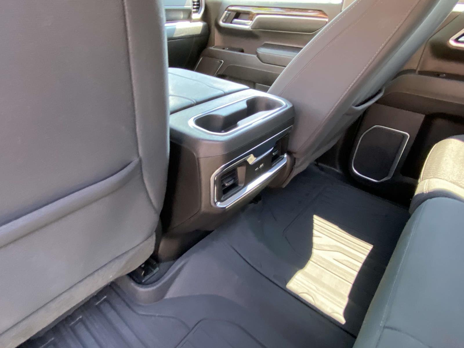 2023 Gmc Sierra 1500 Elevation photo 3