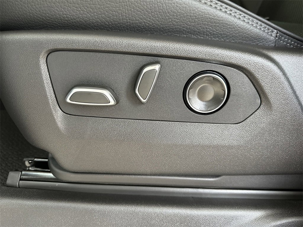 2026 Gmc Sierra Denali photo 15