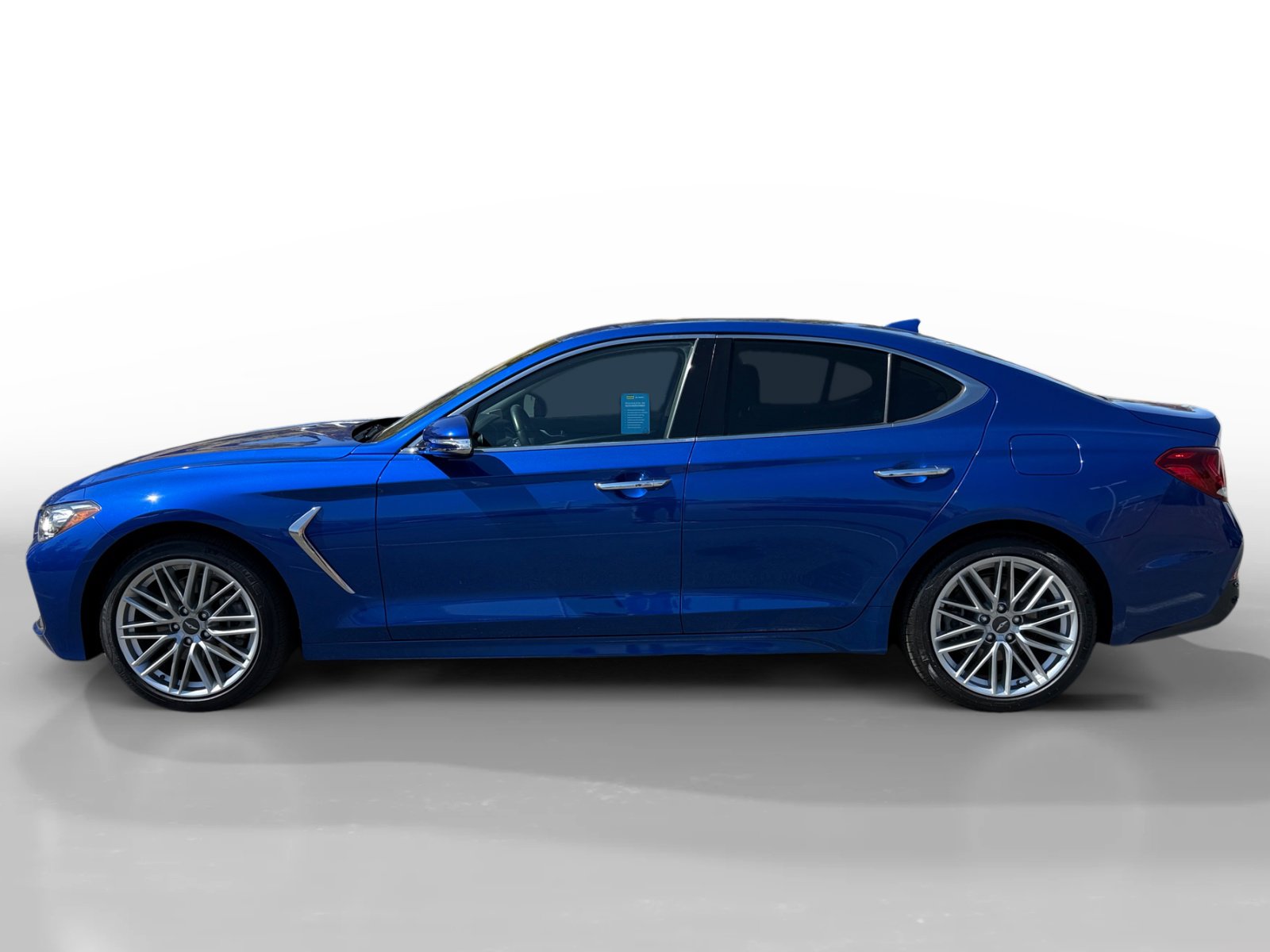 2020 Genesis G70 2.0T photo 2
