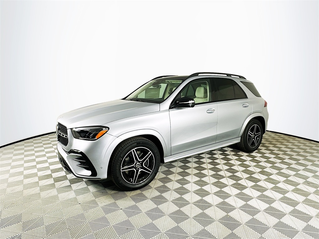 2026 Mercedes Benz GLE 450 4MATIC photo 3