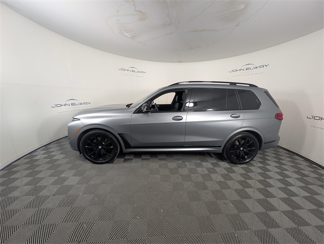 2025 Bmw X7 M60i photo 2