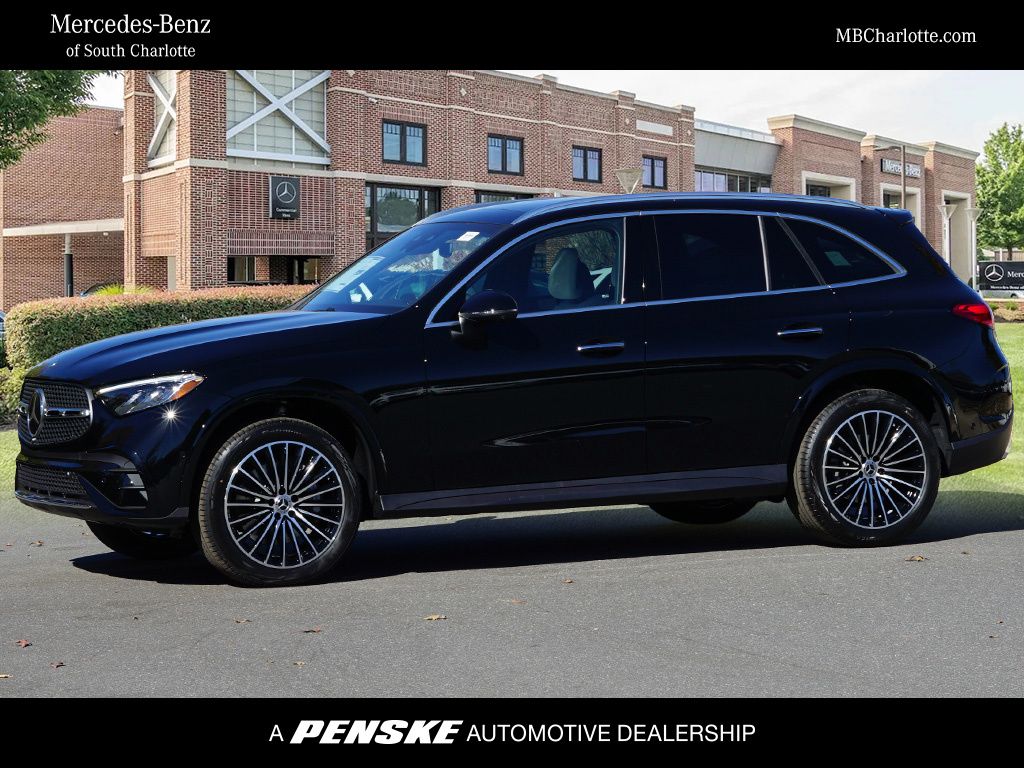 2026 Mercedes-Benz GLC Base's photo