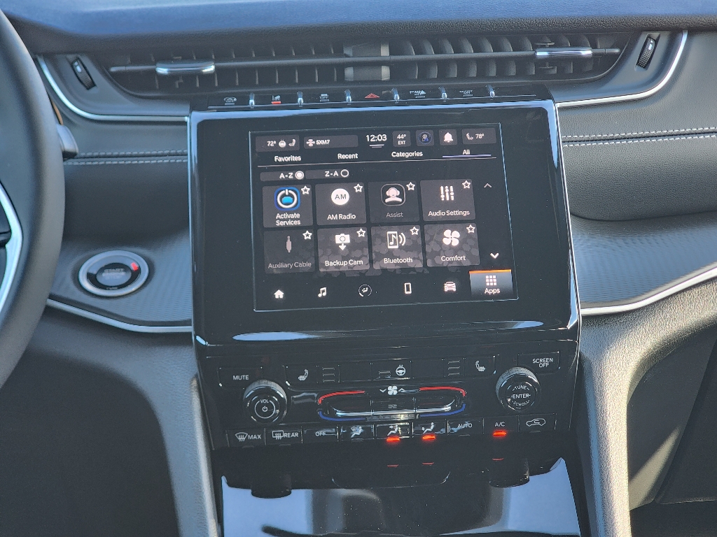 2025 Jeep Grand Cherokee Altitude X photo 2