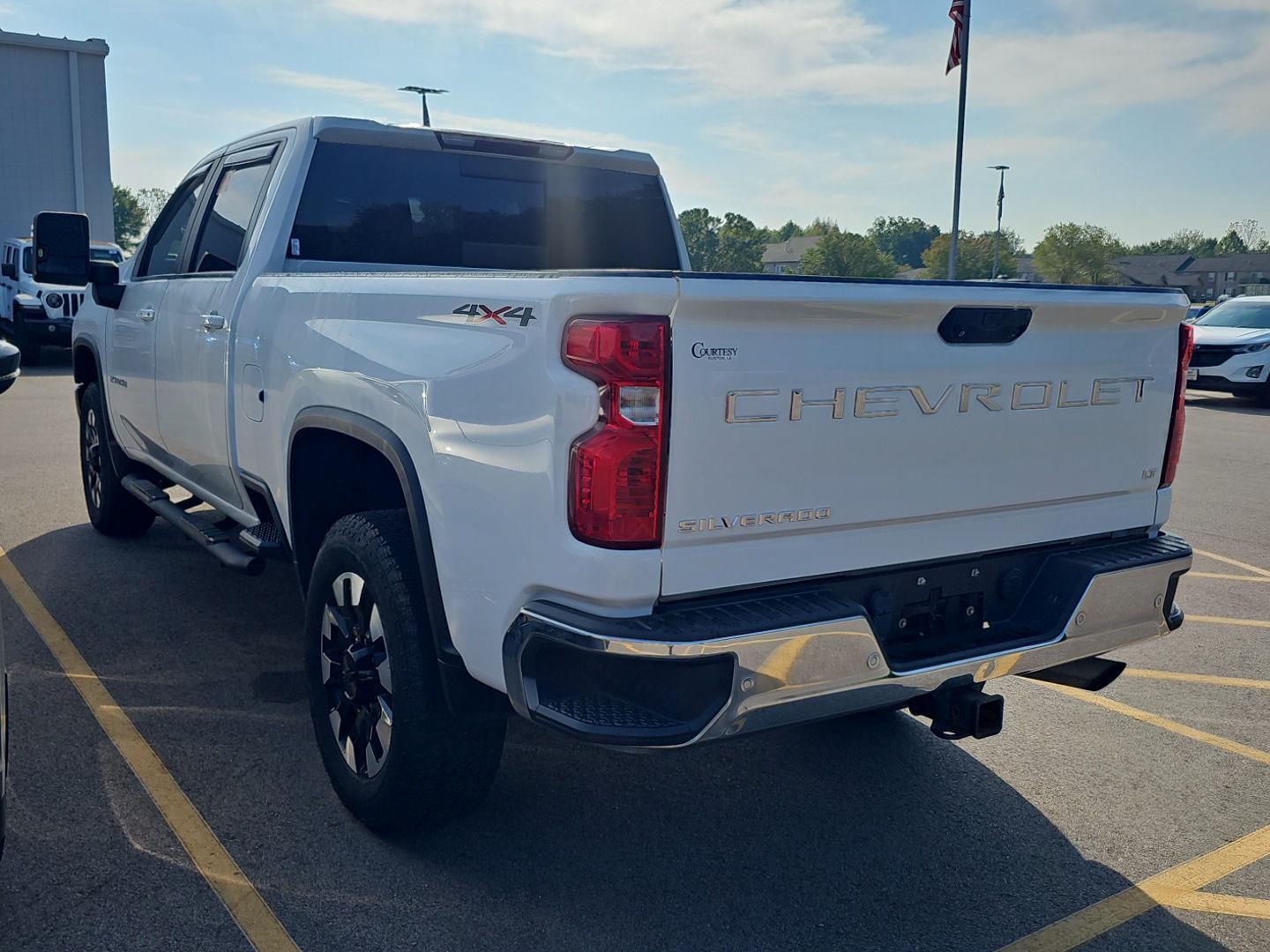 2020 Chevrolet Silverado 2500HD LT photo 4