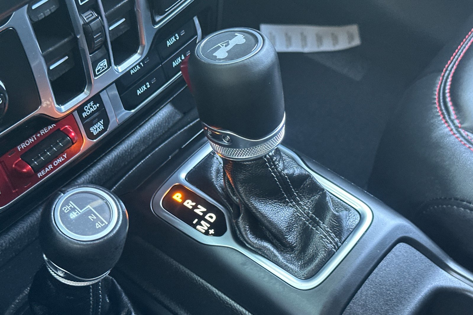 2025 Jeep Wrangler Rubicon photo 21