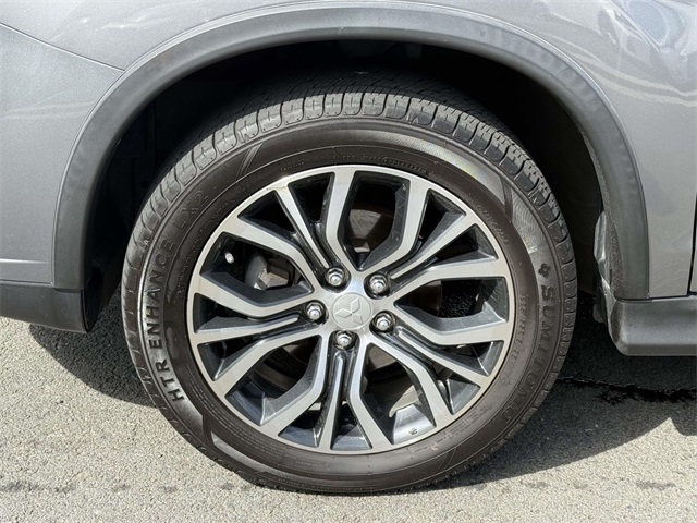 2019 Mitsubishi Outlander Sport ES photo 11