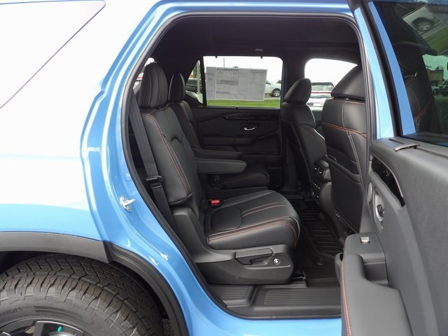 2025 Honda Pilot TrailSport photo 45