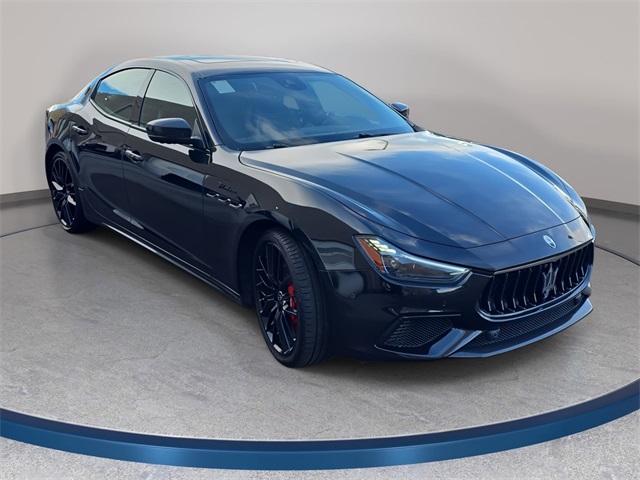 2022 Maserati Ghibli Modena Q4 photo 3