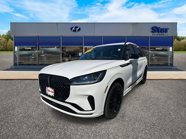 2025 Lincoln Aviator Reserve photo 4