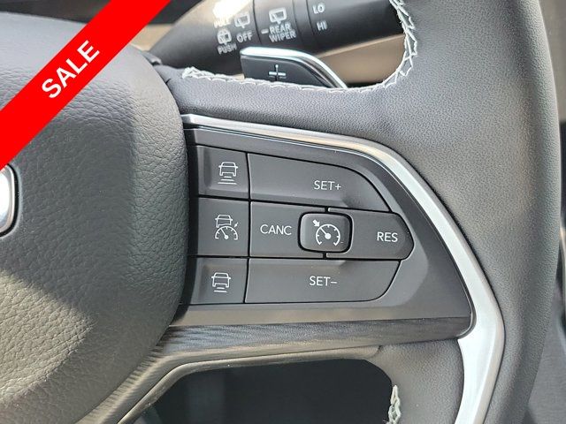 2025 Jeep Grand Cherokee Altitude photo 34