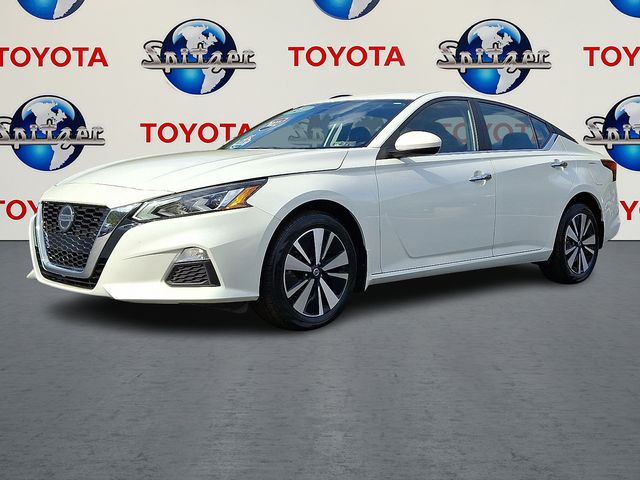 2022 Nissan Altima 2.5 SV photo 3